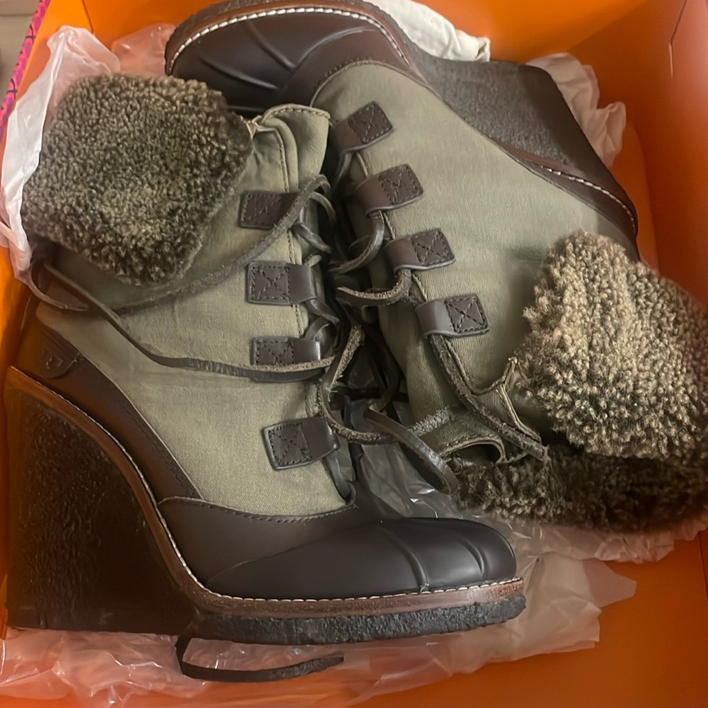 Tory Burch booties size 7